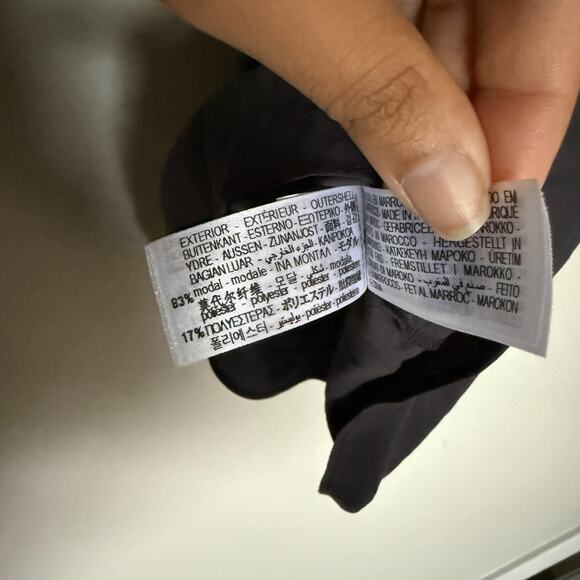 NWT Zara Womens Top Large Black Camisole Tank Capsule Chic Quiet Luxury Minimal - Picture 4 of 5